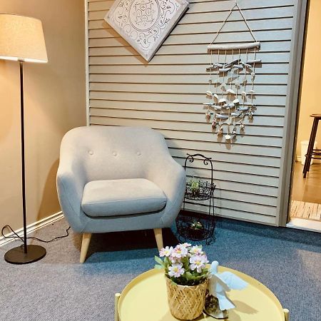Scorpio House Langley Room B Luaran gambar