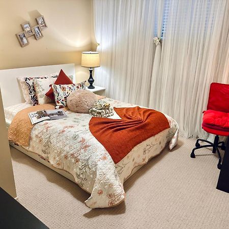 Scorpio House Langley Room B Luaran gambar