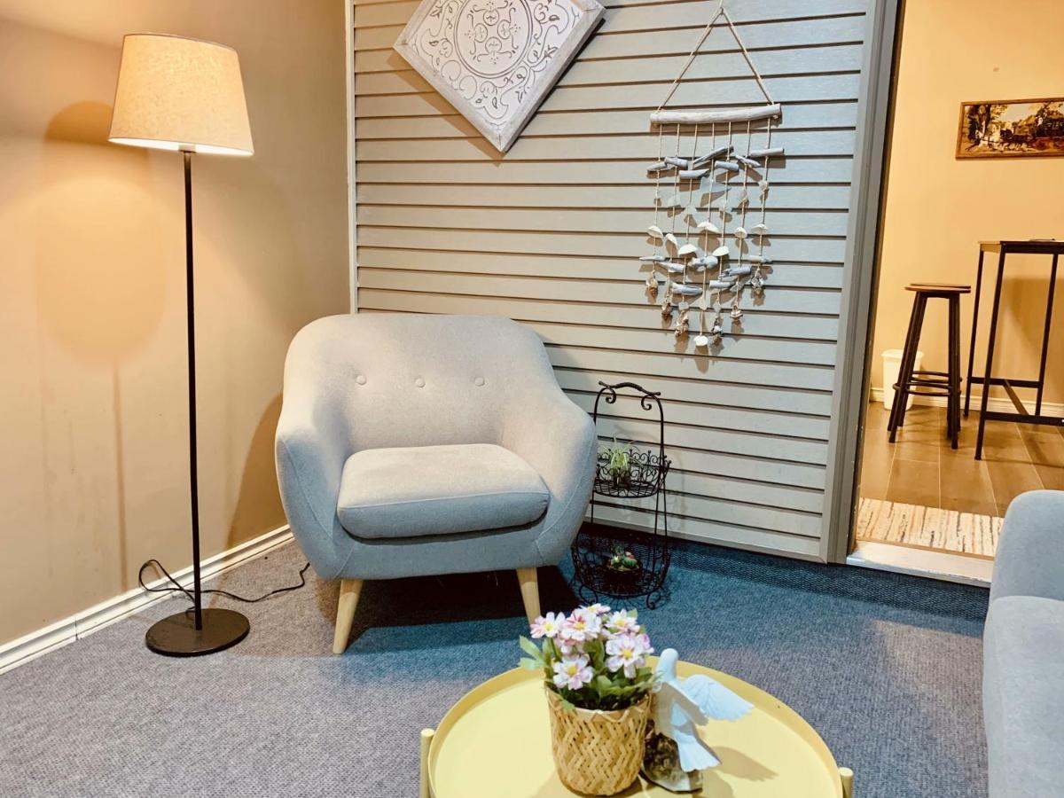 Scorpio House Langley Room B Luaran gambar